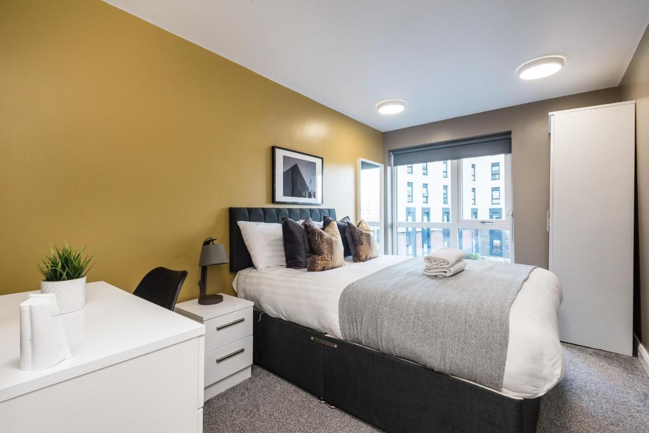 Host Apartments - Spacious 3 Bed Apartment With 3 Ensuites Liverpool Luaran gambar