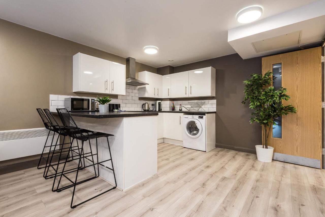 Host Apartments - Spacious 3 Bed Apartment With 3 Ensuites Liverpool Luaran gambar