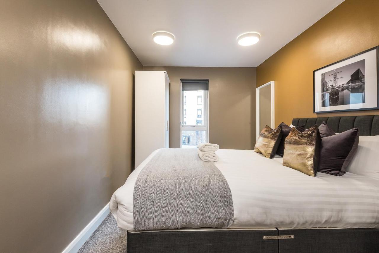 Host Apartments - Spacious 3 Bed Apartment With 3 Ensuites Liverpool Luaran gambar