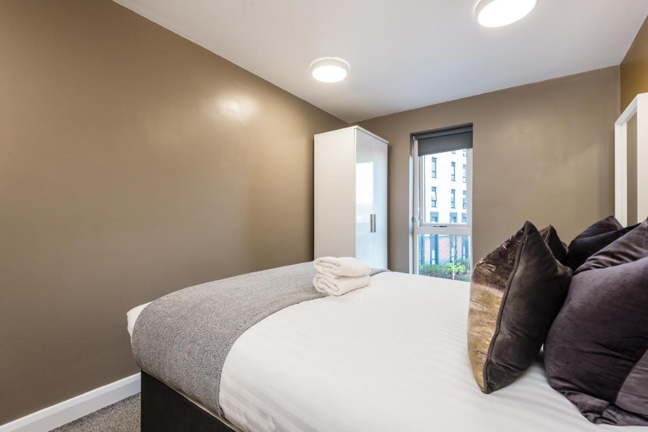 Host Apartments - Spacious 3 Bed Apartment With 3 Ensuites Liverpool Luaran gambar