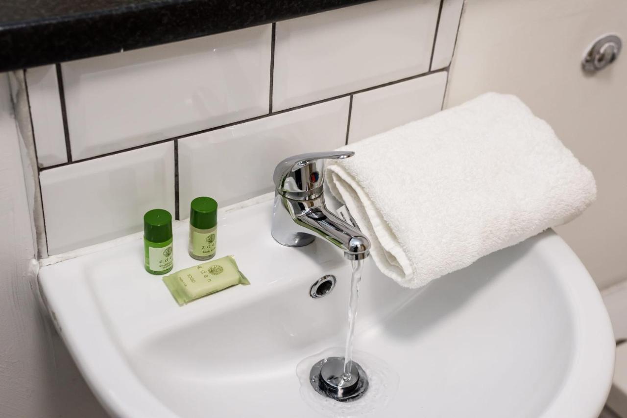 Host Apartments - Spacious 3 Bed Apartment With 3 Ensuites Liverpool Luaran gambar